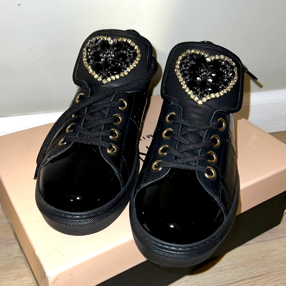 Twinset leather with a heart sneakers size 40